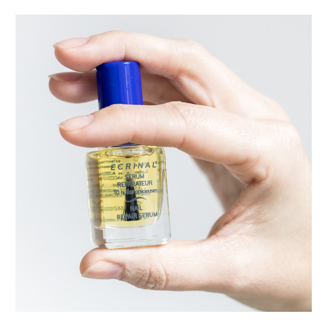 SÉRUM RÉPARATEUR AUX 10 HUILES PRÉCIEUSES