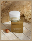Crème Anti-Taches Anti-Âge Helixience Héliabrine, pot et coffret doré, contre les taches pigmentaires, à la Maison Constance de Blainville