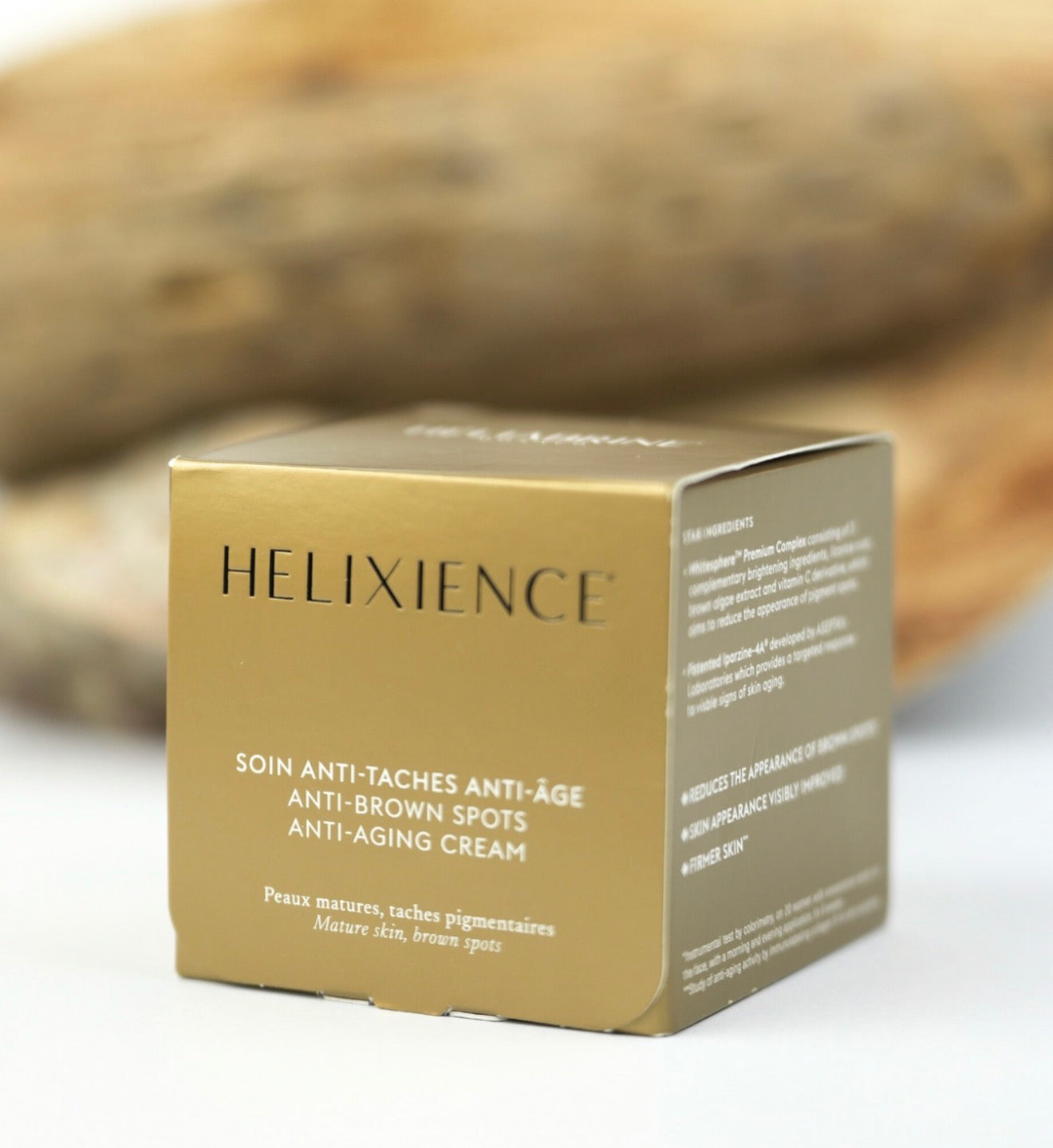 Coffret doré du Soin Anti-Taches Anti-Âge Helixience Héliabrine, gros plan