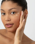 Bota-Peptides Contour des yeux G.M. Collin, application sur le contour de l'oeil